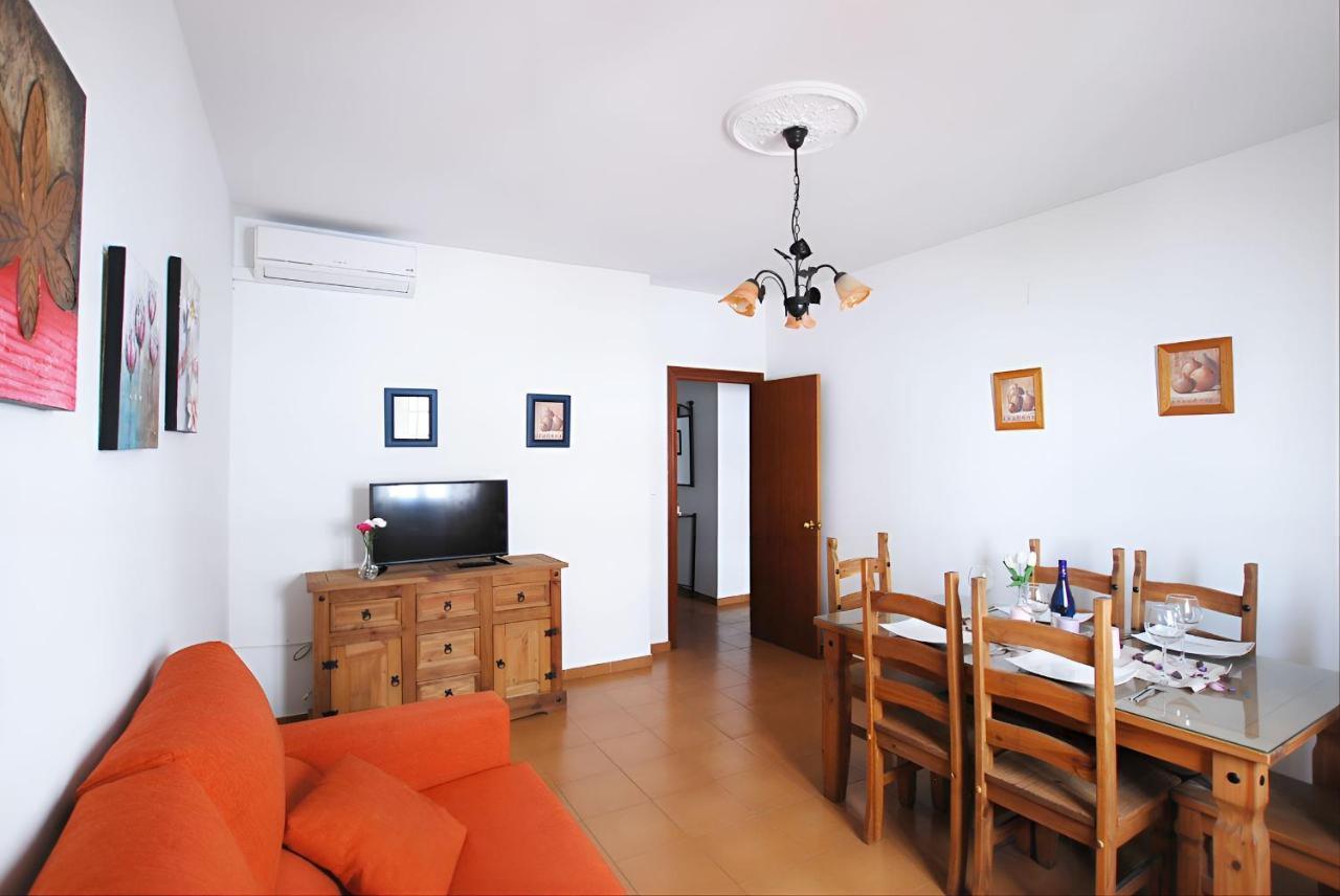 Apartamentos Garaje & Aire & Wifi & Solo Familias Y Parejas Conil De La Frontera Bagian luar foto