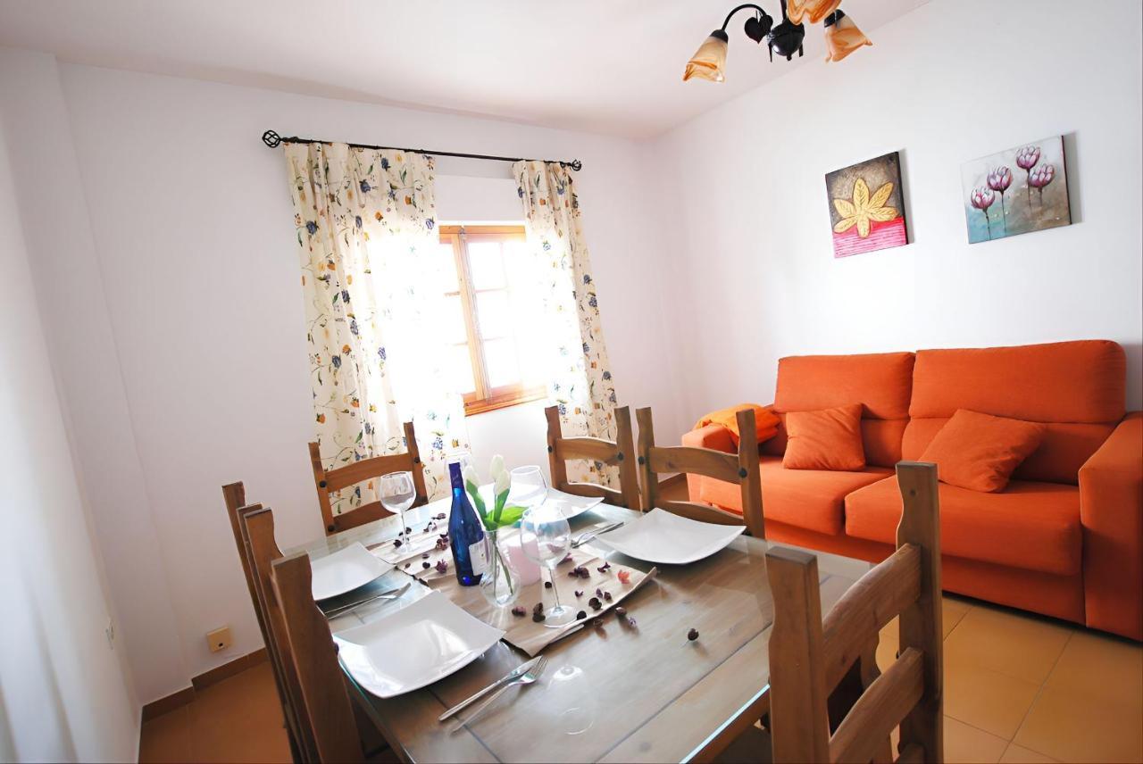 Apartamentos Garaje & Aire & Wifi & Solo Familias Y Parejas Conil De La Frontera Bagian luar foto