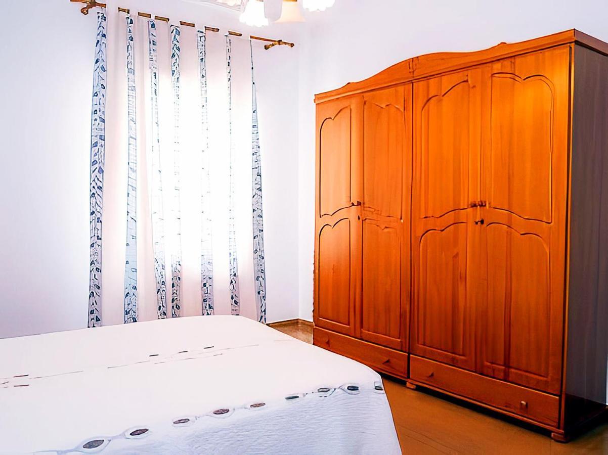 Apartamentos Garaje & Aire & Wifi & Solo Familias Y Parejas Conil De La Frontera Bagian luar foto